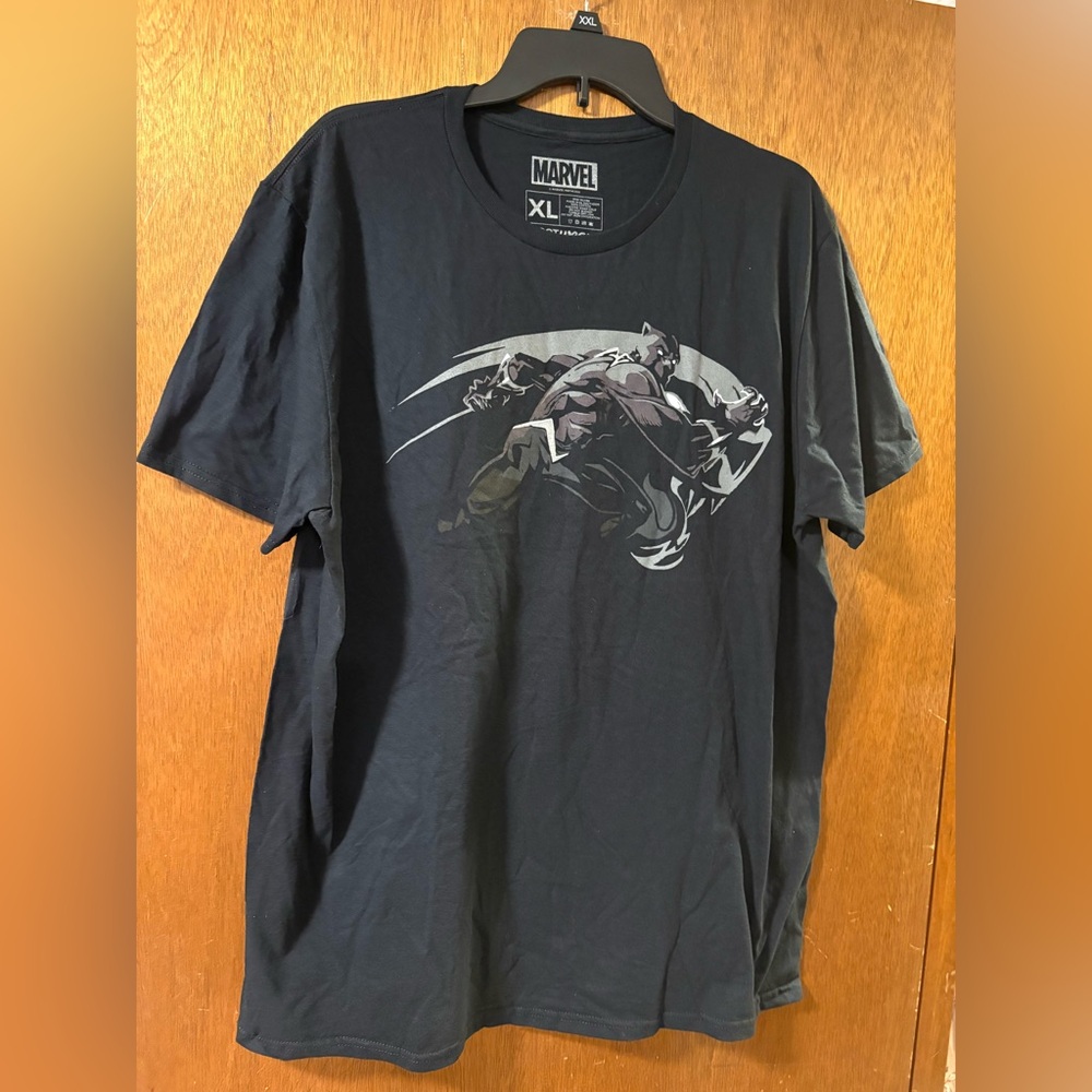 Marvel Black Panther Graphic T-Shirt XL Loot Crate Exclusive Marvel Comics Tee